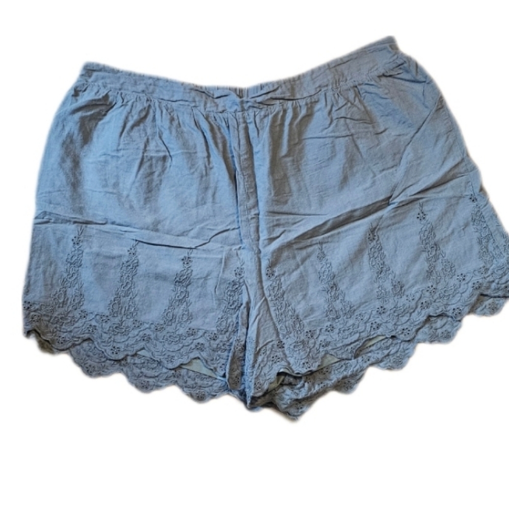 Lace Trim Shorts